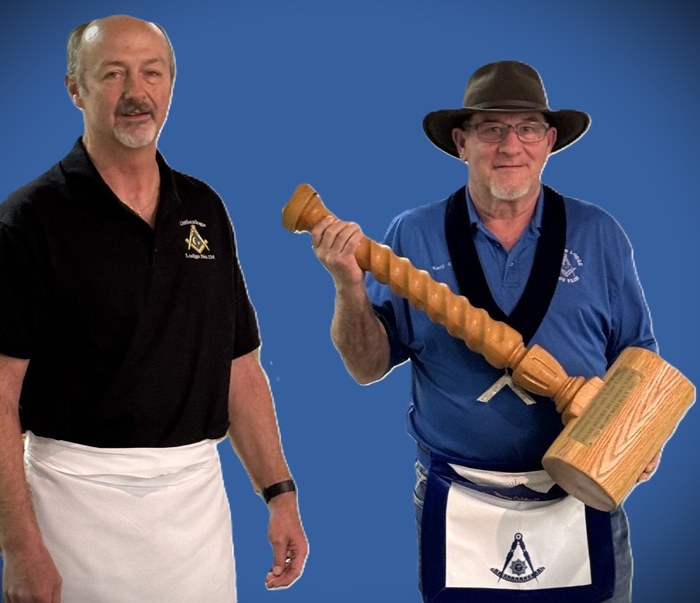Worshipful Master Ken Theobald presenting the Traveling Gavel to the Worshipful Master of Shannon Lodge No. 100